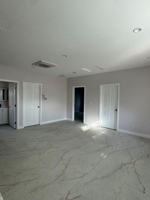 3323 W 133rd St ##A - Photo 4 of 9