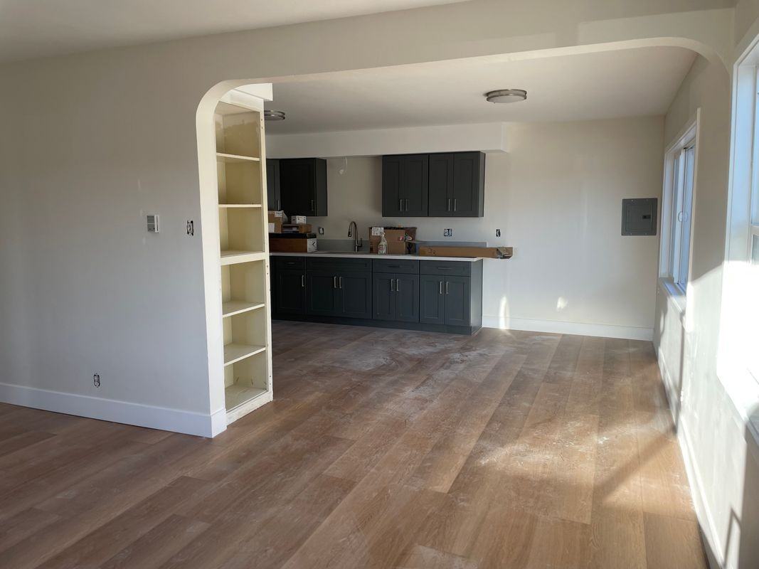 11734 Freeman Ave - Photo 3 of 10