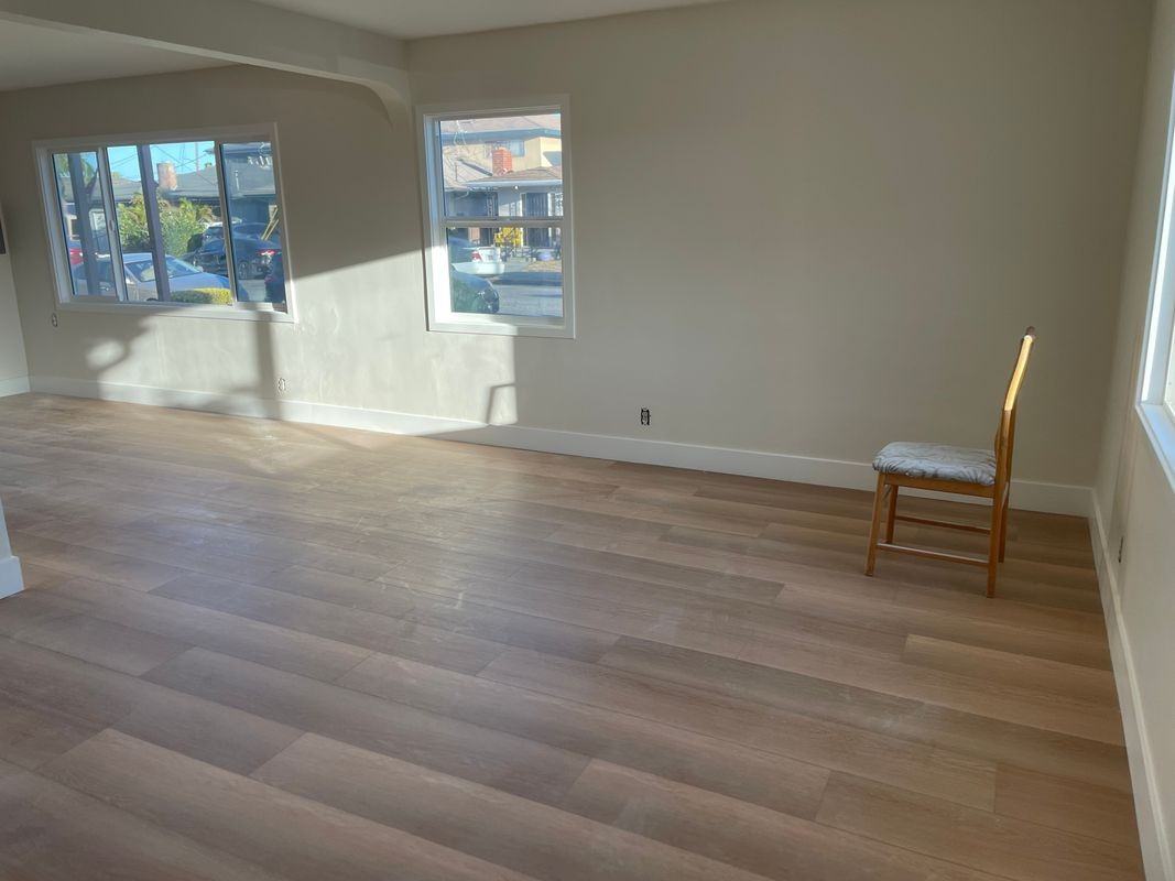 11734 Freeman Ave - Photo 4 of 10