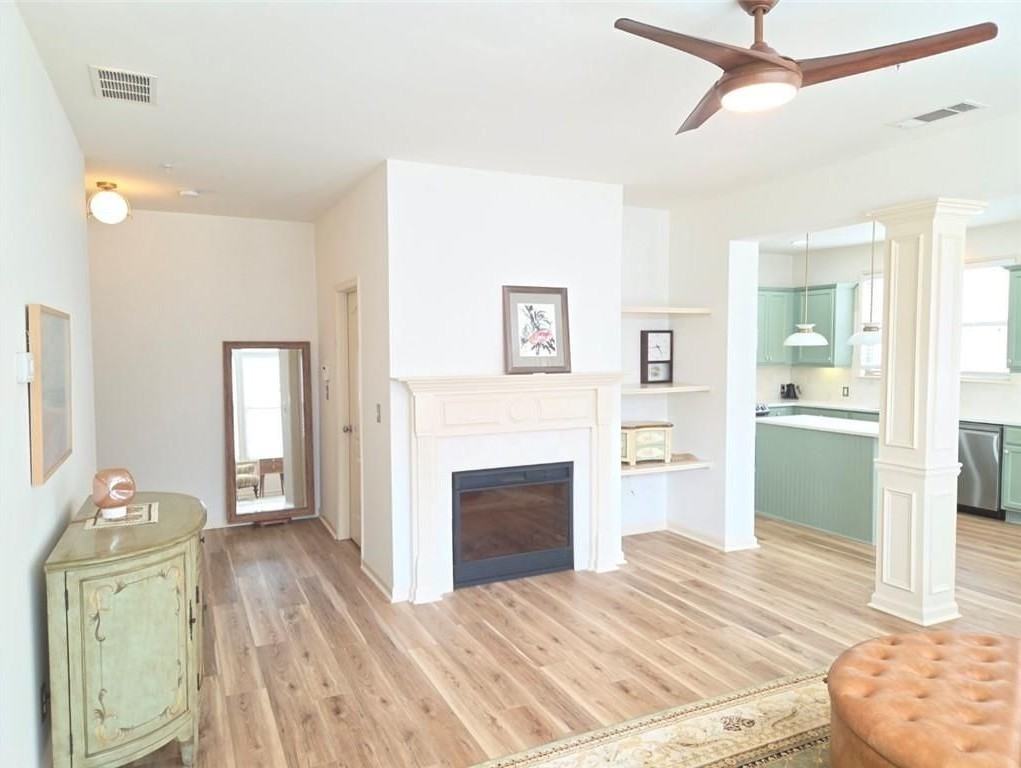 2281 Attewood Dr - Photo 7 of 34