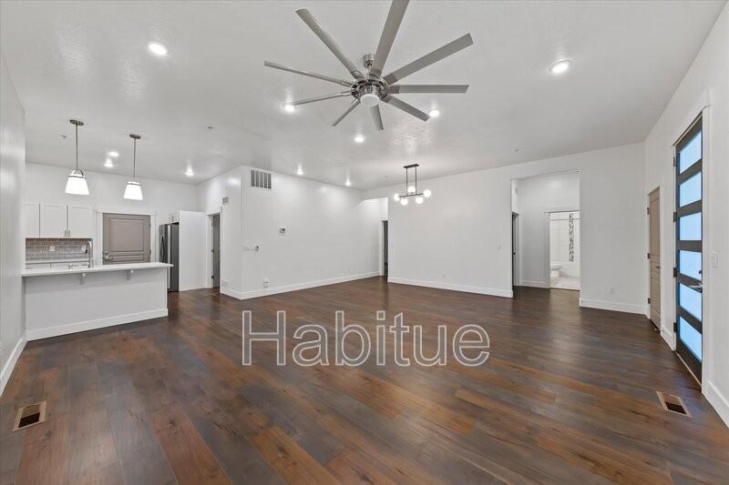 1424 W Front St #101 - Photo 6 of 28
