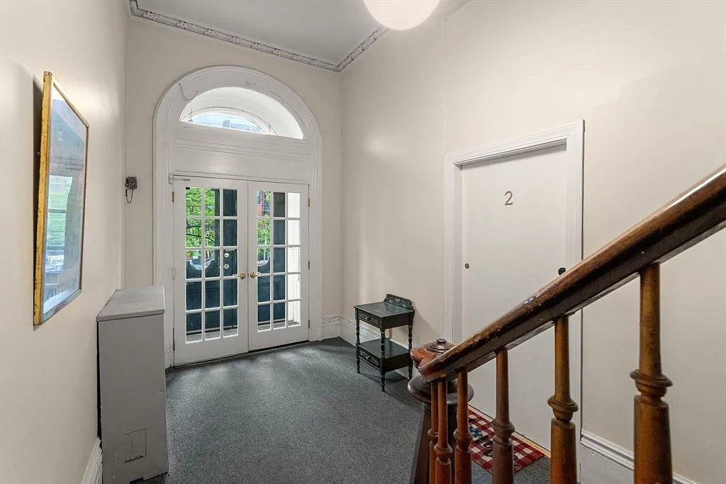 668 Tremont St - Photo 3 of 3