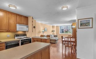 345 E 93rd St #4D - Photo 1 of 1