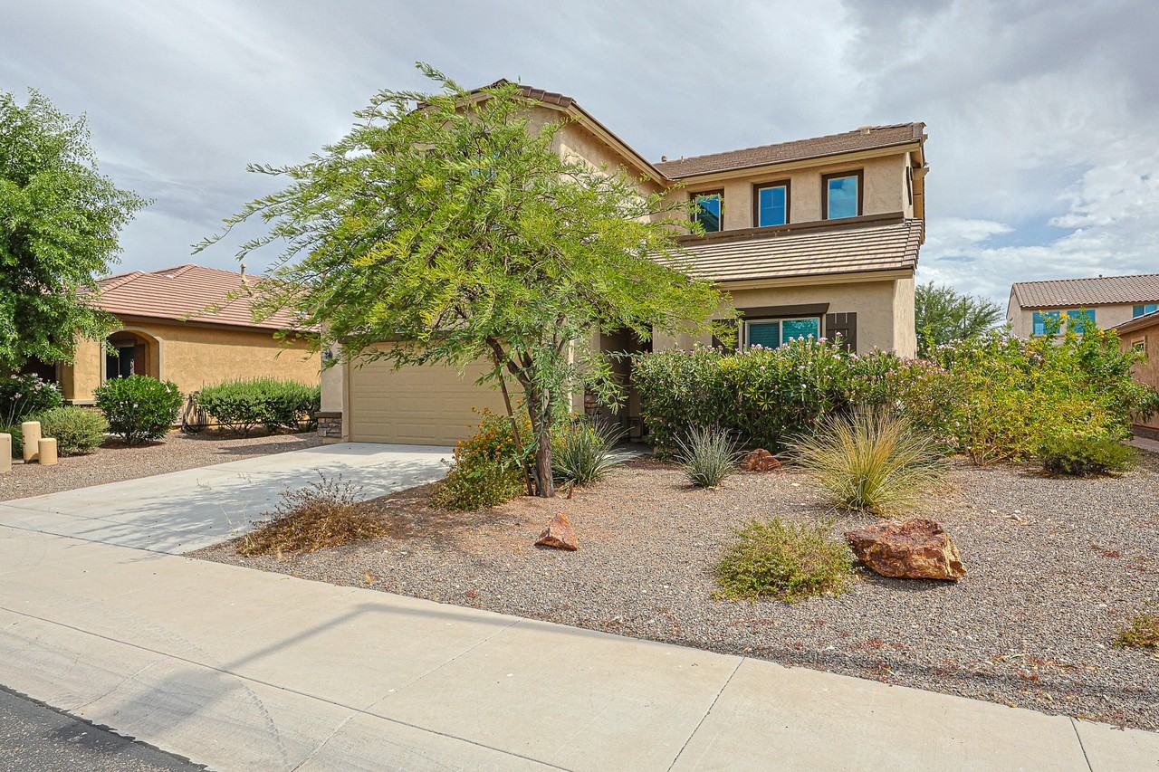 25951 W Tonto Ln - Photo 2 of 40