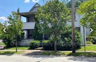 featured image of 210 N Liberty St #3