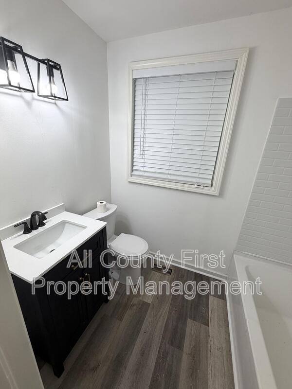 2101 Holly Hill Dr - Photo 6 of 18