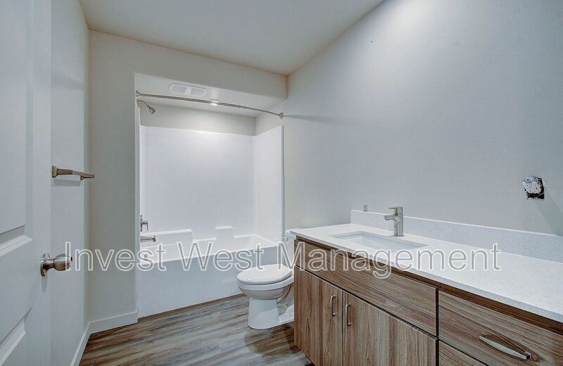 404 Neavenue #102 - Photo 7 of 26