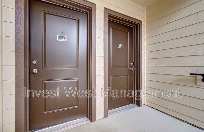 404 Neavenue #102 - Photo 7 of 19