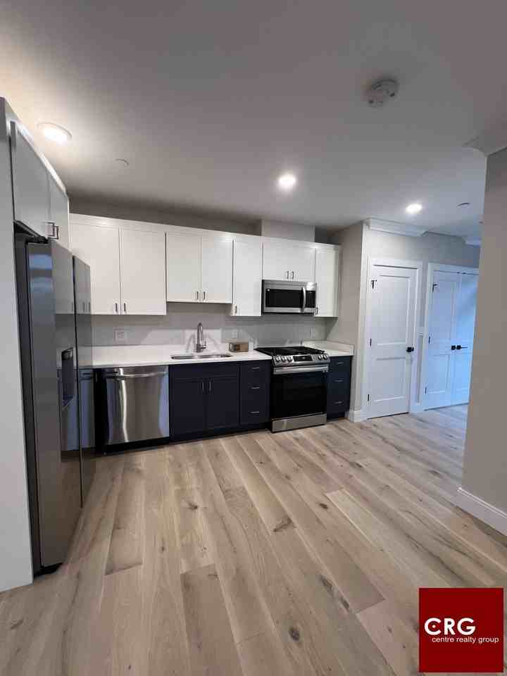 156 Everett St #101A - Photo 2 of 11