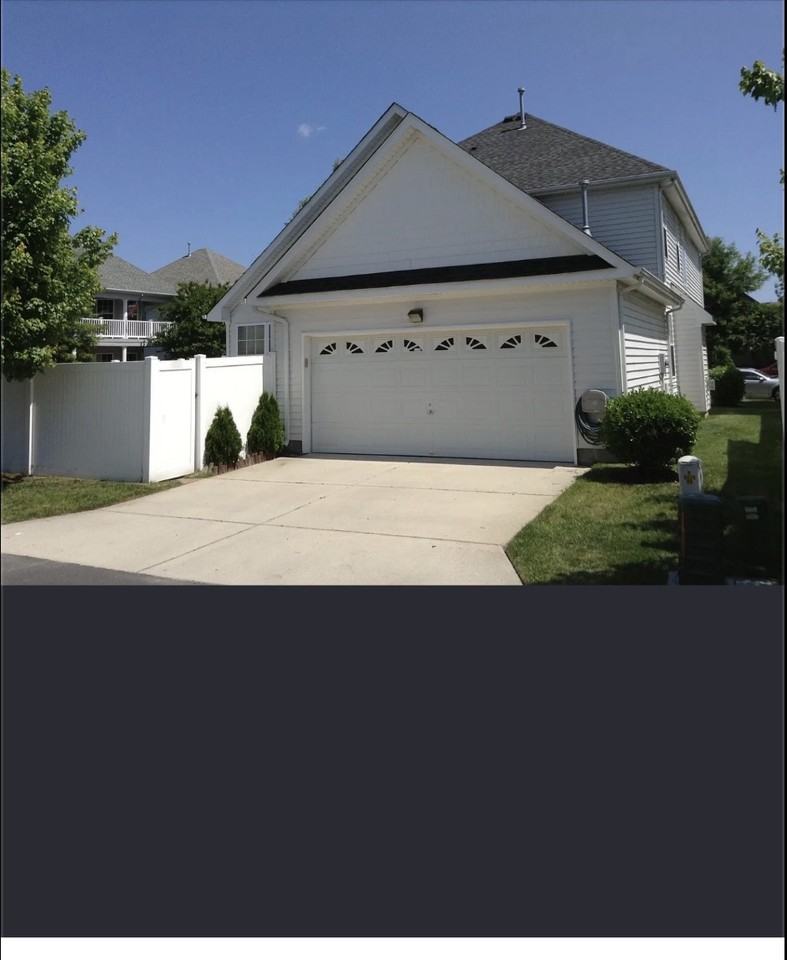 3933 Runey Dr #NA - Photo 3 of 21