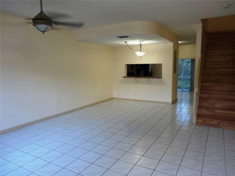 9934 Nw 56th Pl #NA - Photo 7 of 14