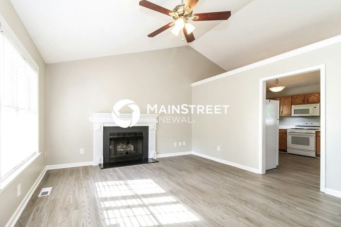 4935 Springhouse Farm Rd - Photo 3 of 17