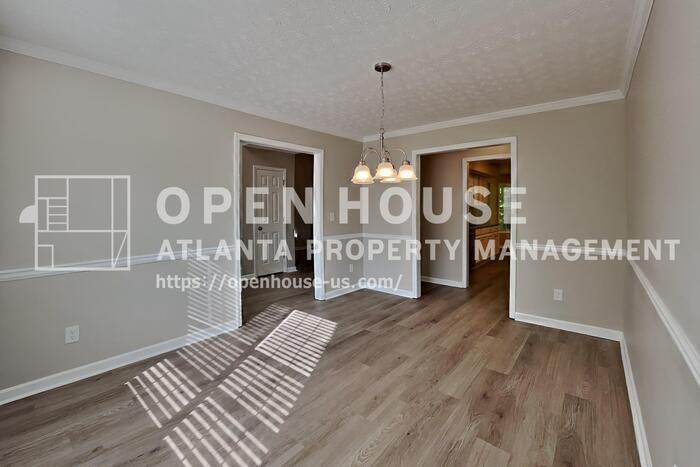 7240 Coral Lake Dr - Photo 7 of 21