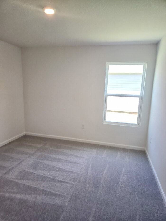 4607 Carlstrom Ln - Photo 5 of 14