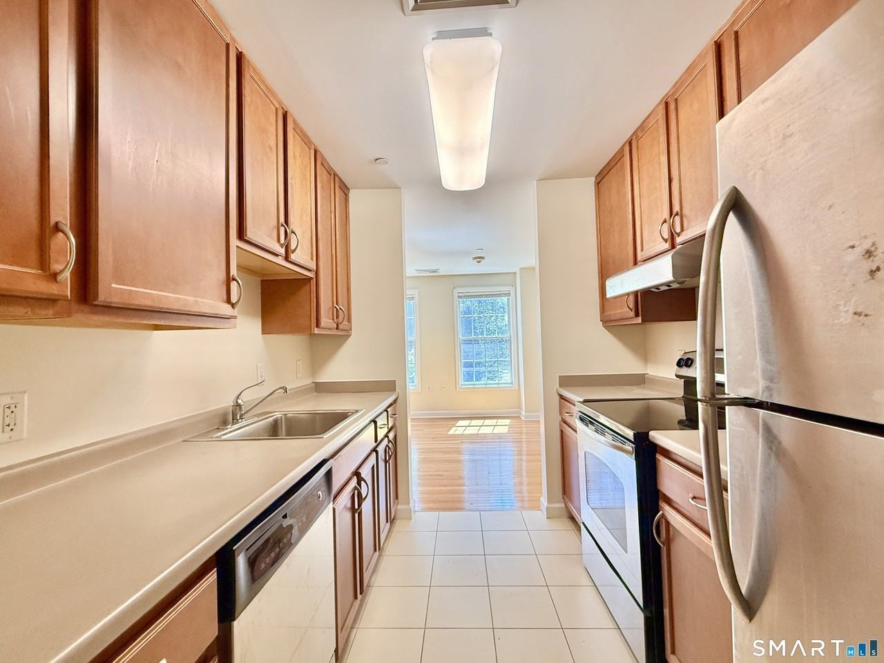 7 Birch Dr #7 - Photo 4 of 19