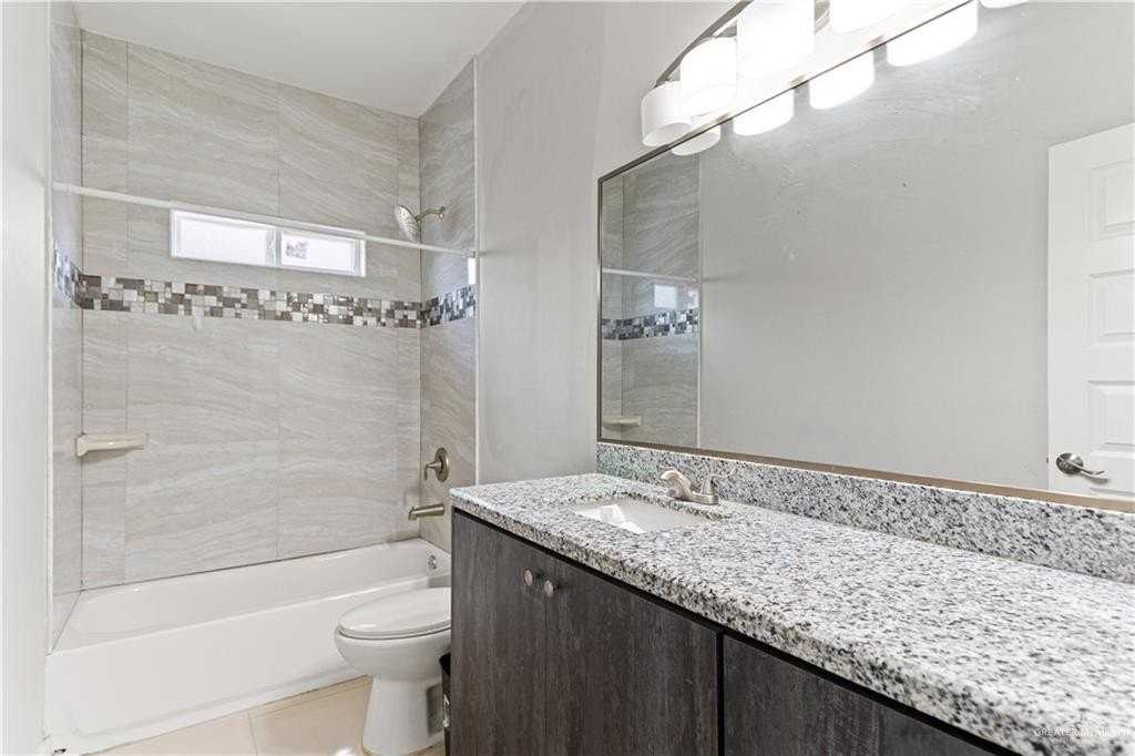 1908 W Harrison St #1 - Photo 7 of 18