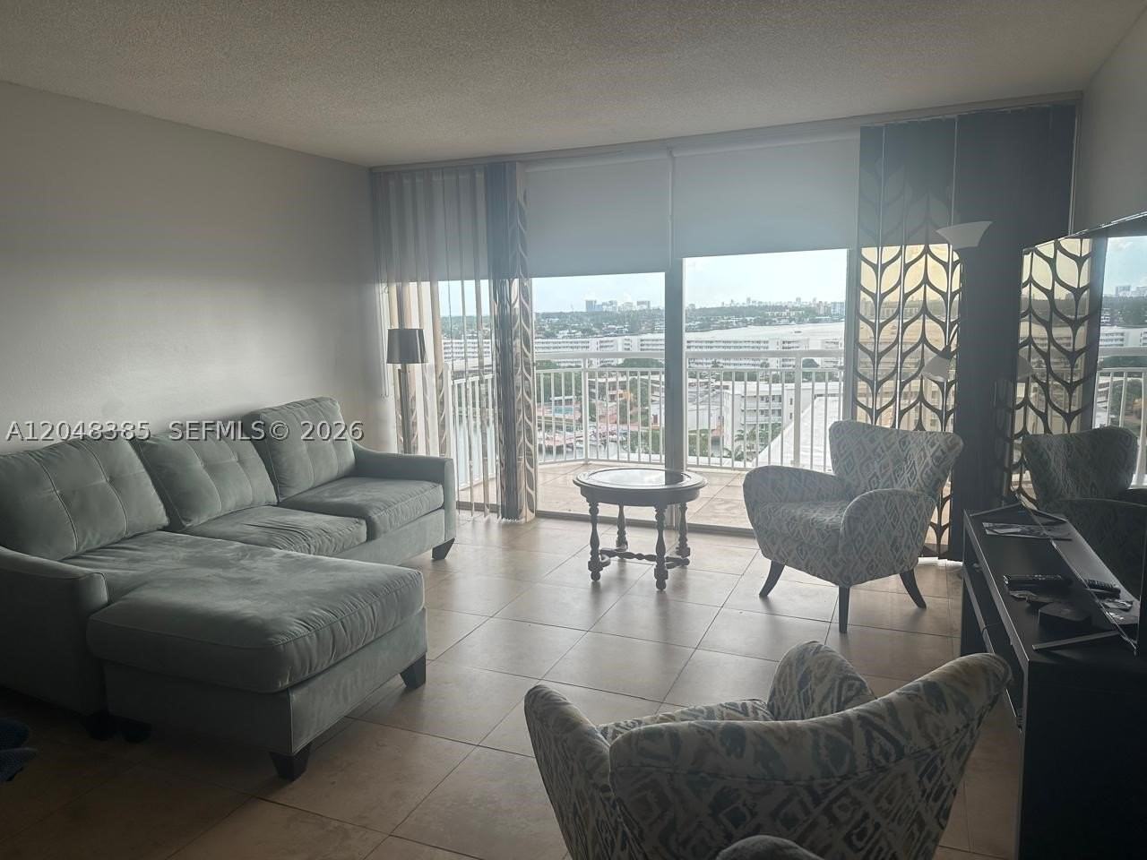 18041 Biscayne Blvd #1203 - Photo 5 of 15