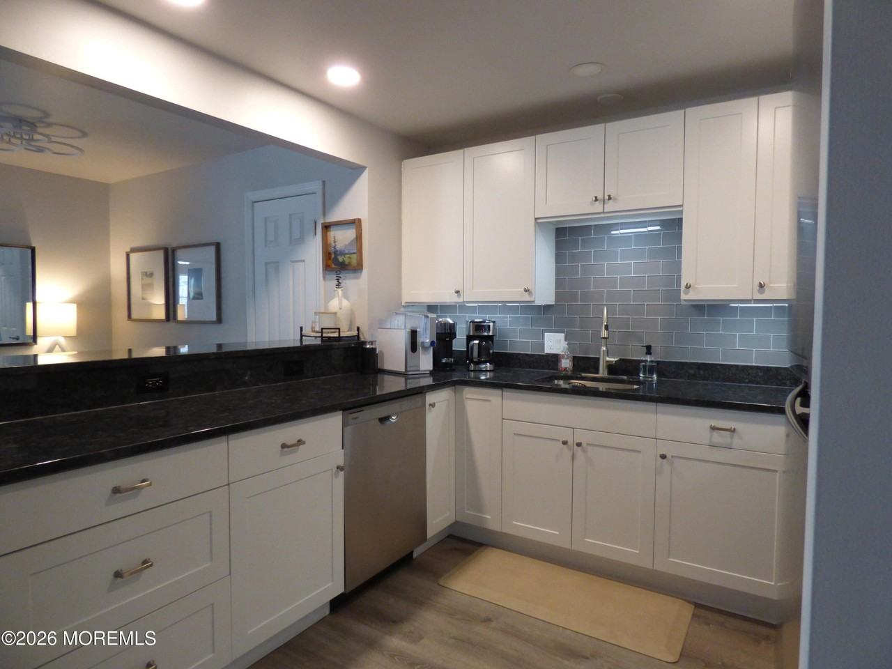1 Osborne Pl #44 - Photo 3 of 21
