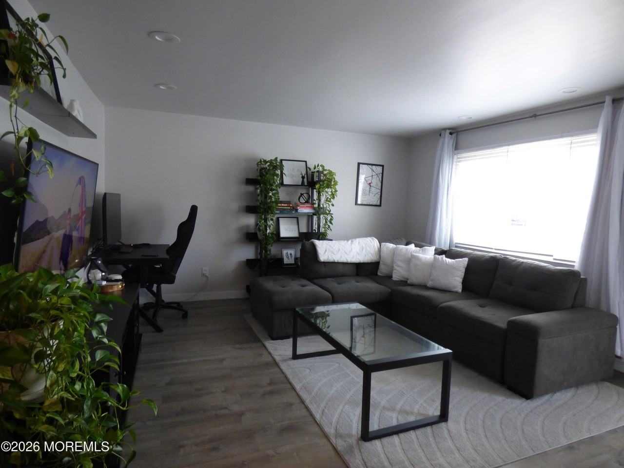 1 Osborne Pl #44 - Photo 4 of 21