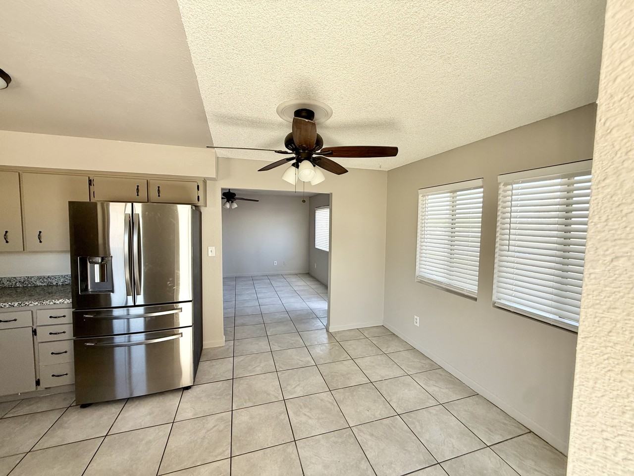 1265 S 13th Ave - Photo 3 of 22