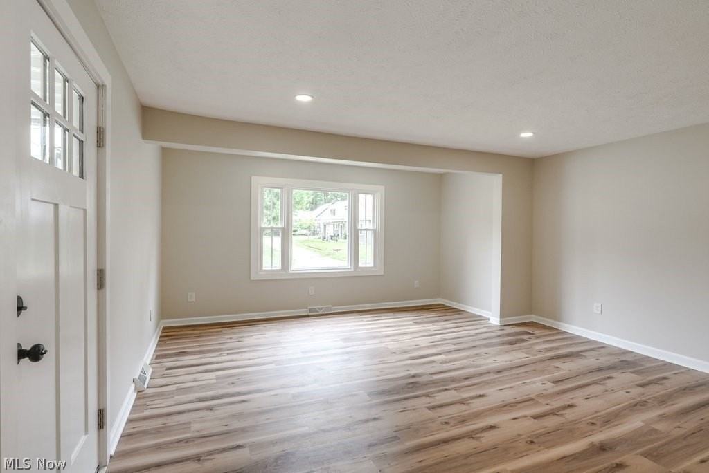 10306 Electric Blvd - Photo 7 of 23
