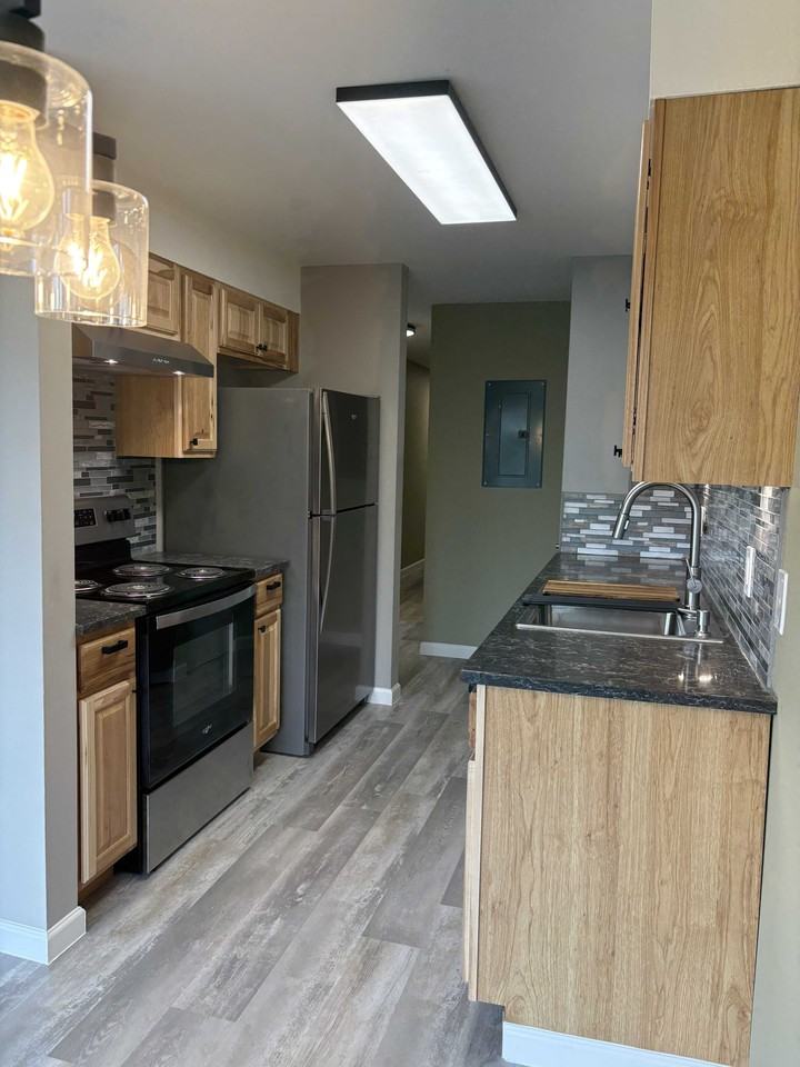 12239 Des Moines Memorial Dr S #4 - Photo 3 of 12