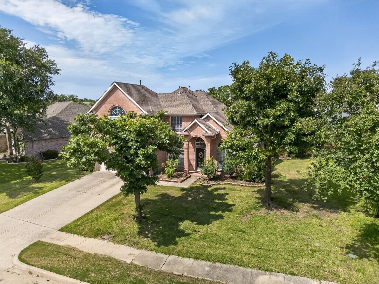 10115 Andre Dr - Photo 6 of 34