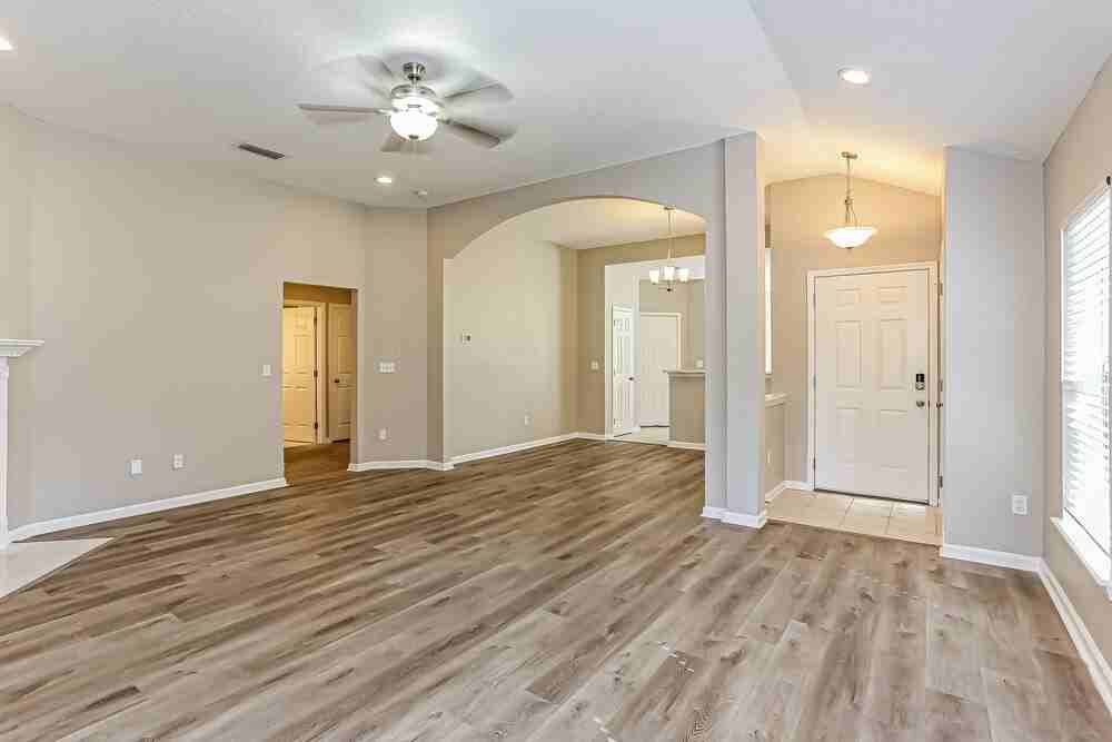 5060 Cape Elizabeth Ct W - Photo 3 of 16