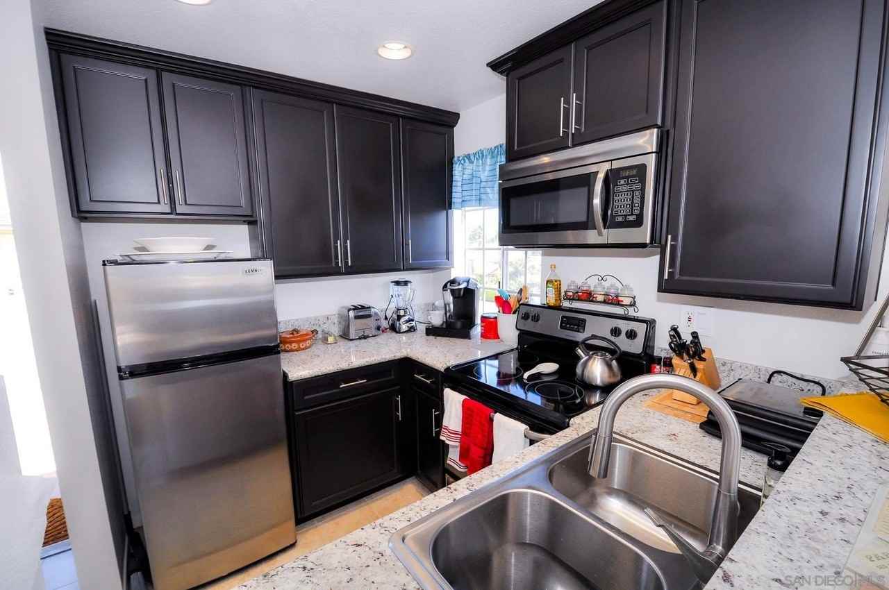 207 Elkwood Ave #14 - Photo 7 of 18