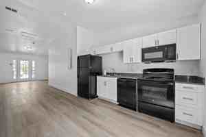 featured image of 2222 Magnolia Cir #2
