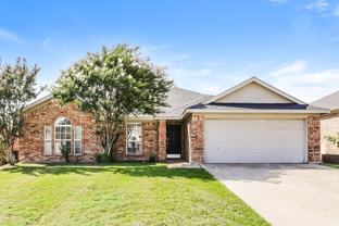617 Saint Eric Dr - Photo 1 of 1
