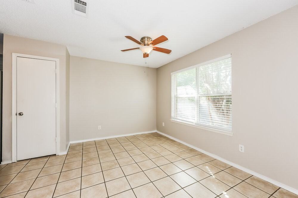 617 Saint Eric Dr - Photo 6 of 16