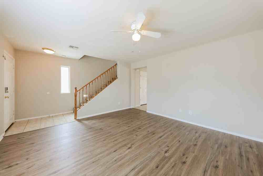 7222 S 37th Dr - Photo 5 of 17