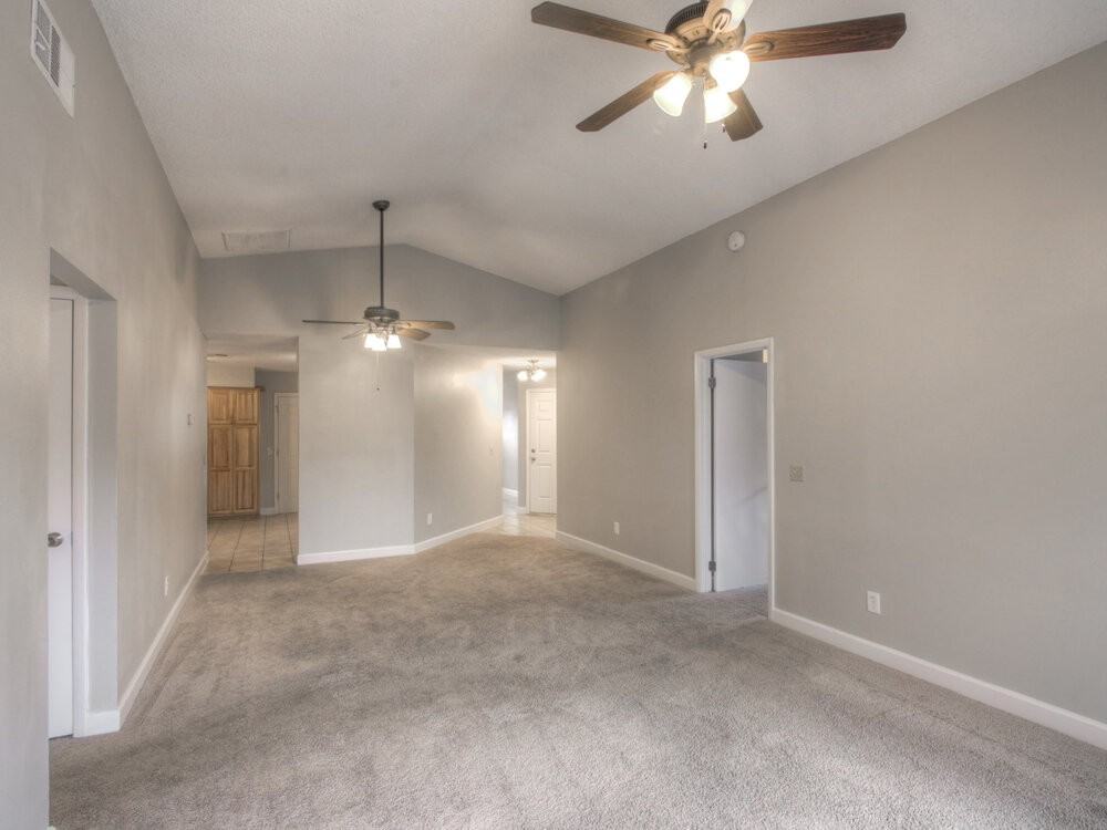 13230 Boulder Woods Cir - Photo 3 of 15
