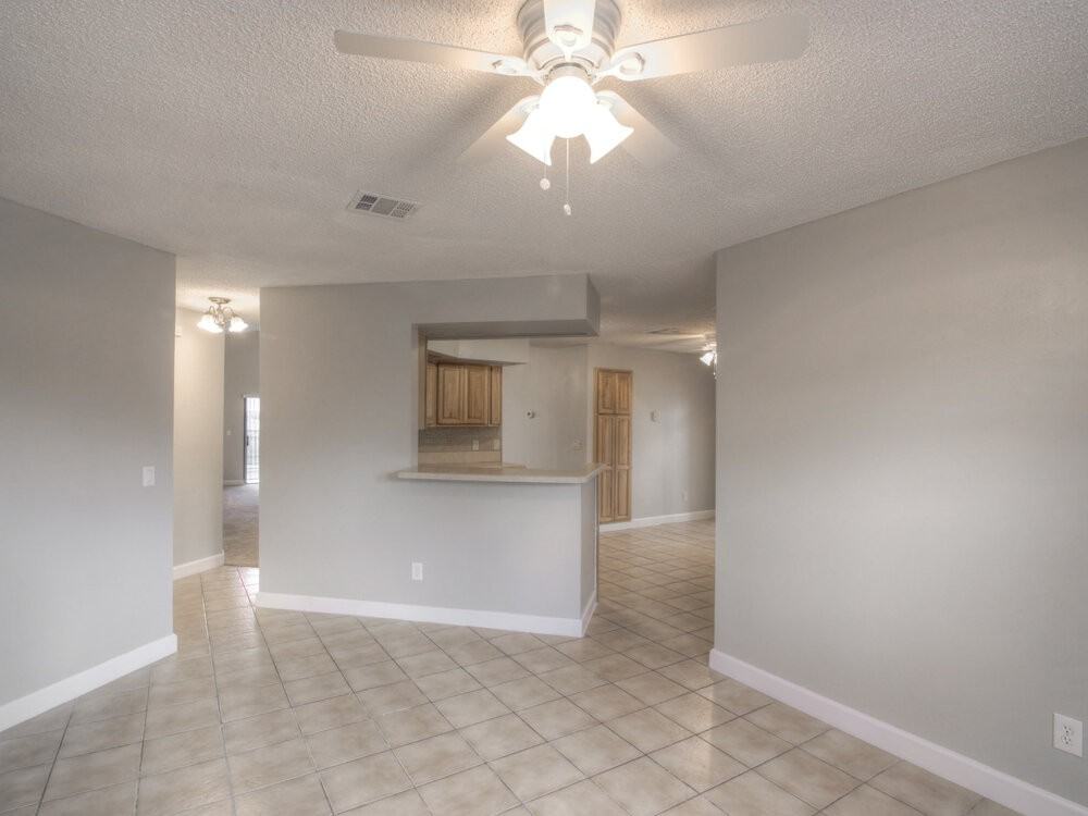 13230 Boulder Woods Cir - Photo 5 of 15