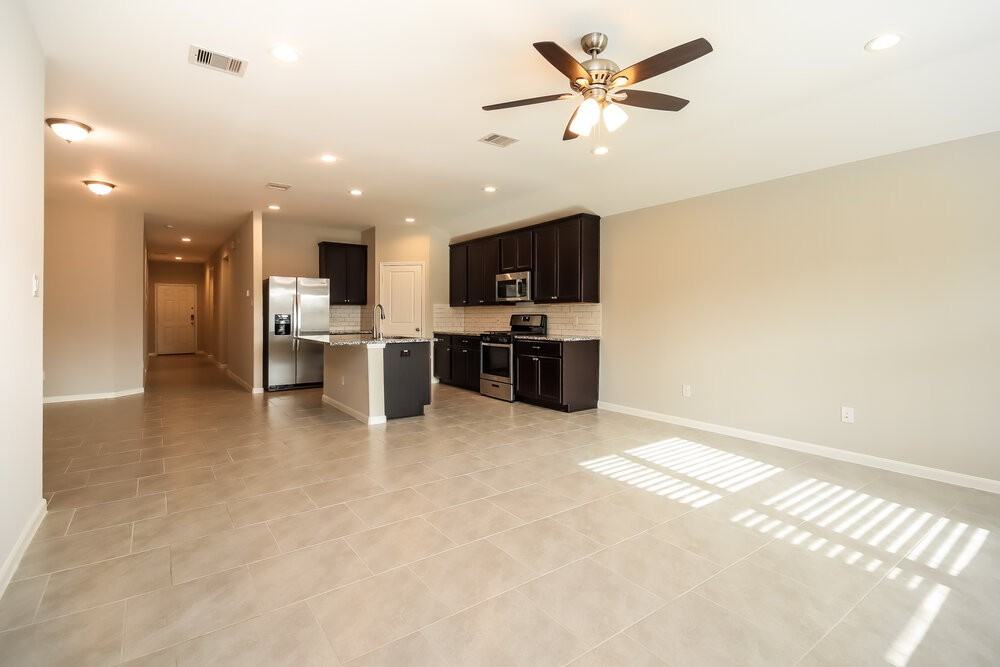 8419 Ideal Dr - Photo 6 of 16