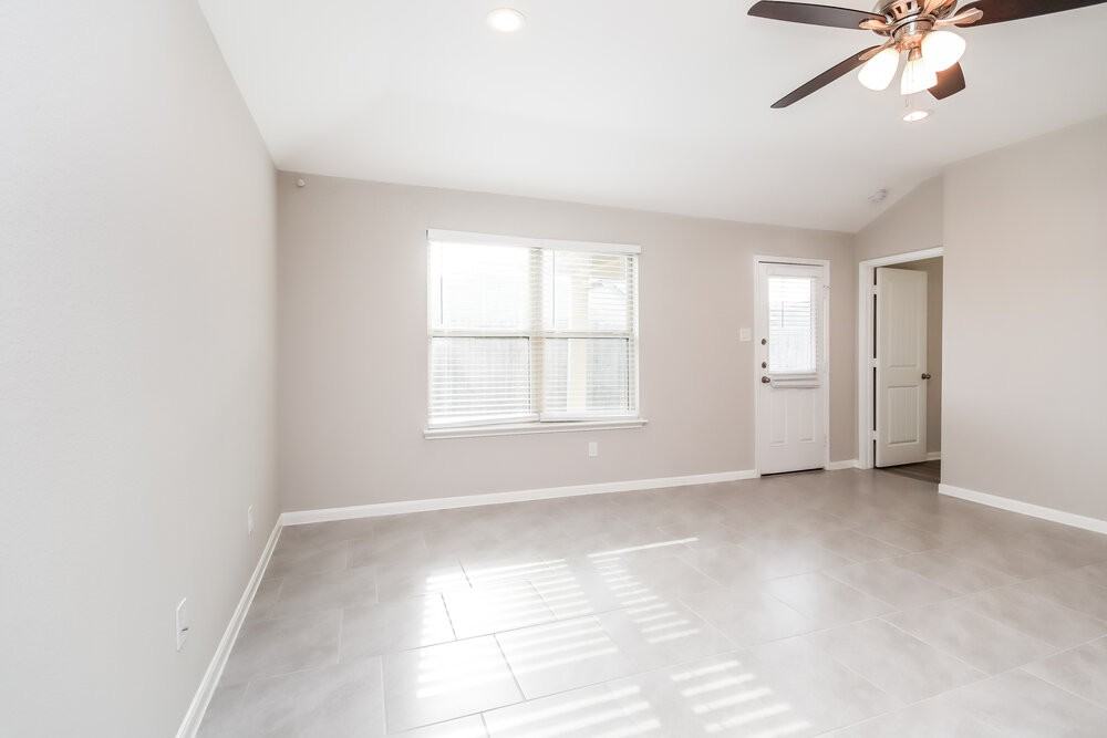 8419 Ideal Dr - Photo 7 of 16