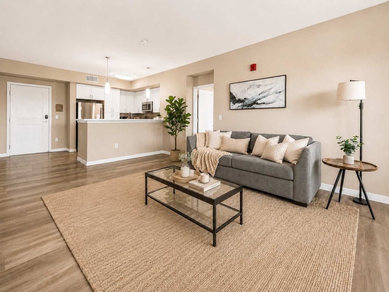 375 Harbour Cove Drive - Photo 3 of 38