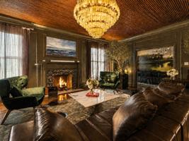 featured image of 4502 Reiger Ave