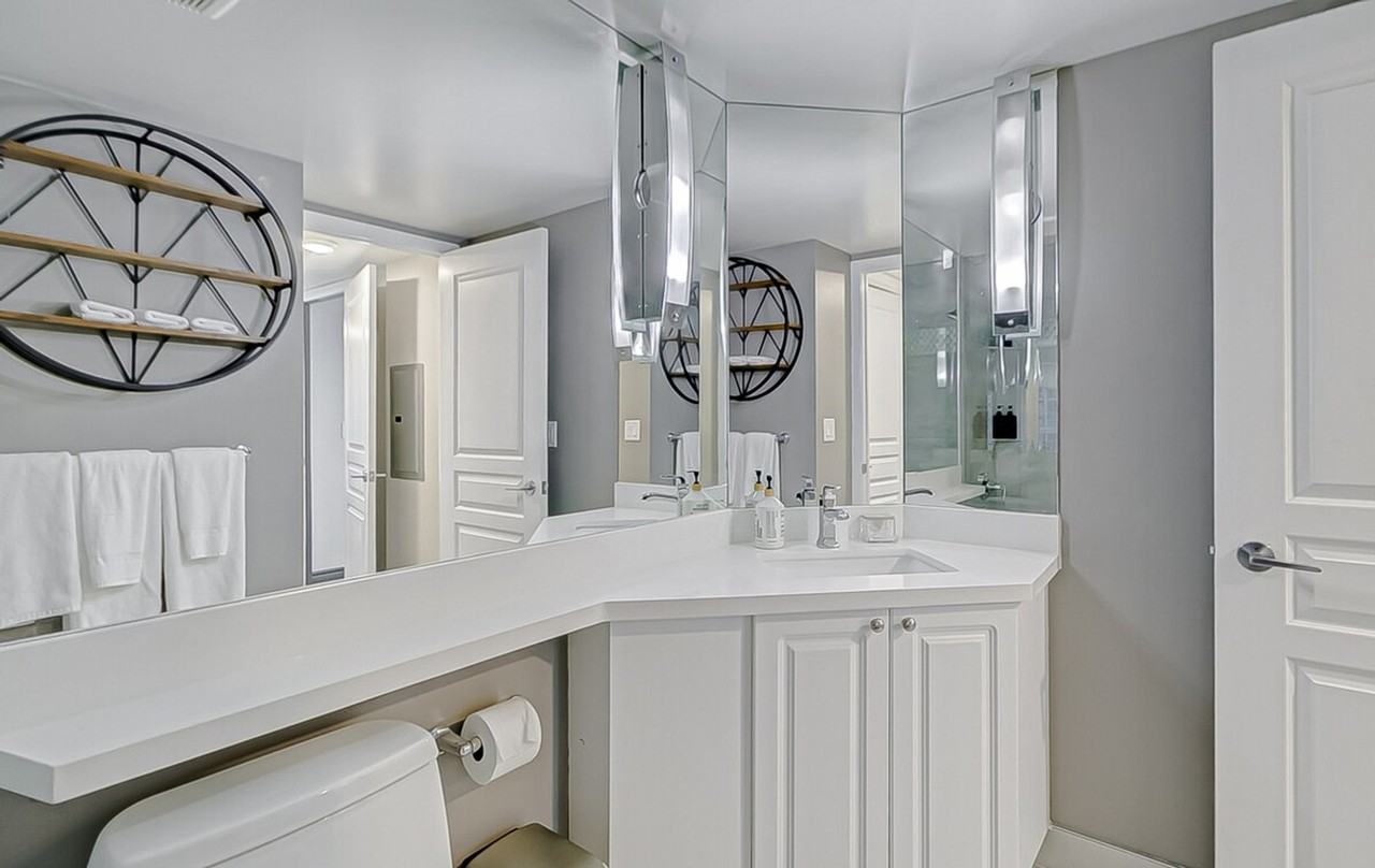 16 Yonge St #1581532P - Photo 7 of 25