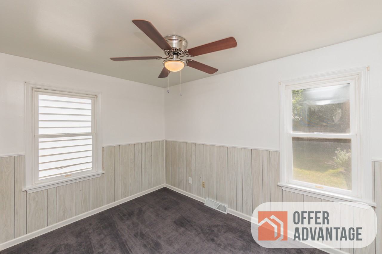 5455 Hollywood Ave #1 - Photo 4 of 10