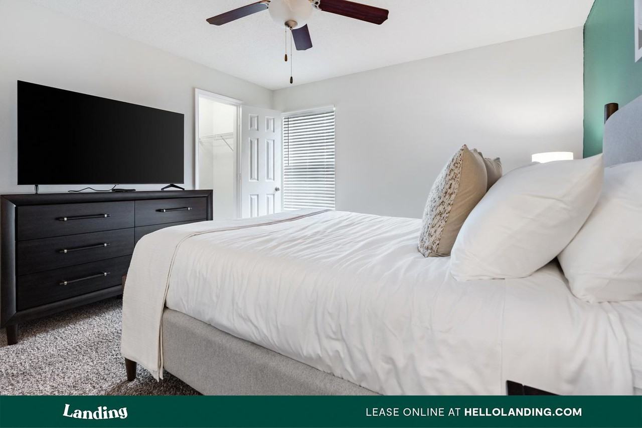 6721 Washington Ave - Photo 3 of 50