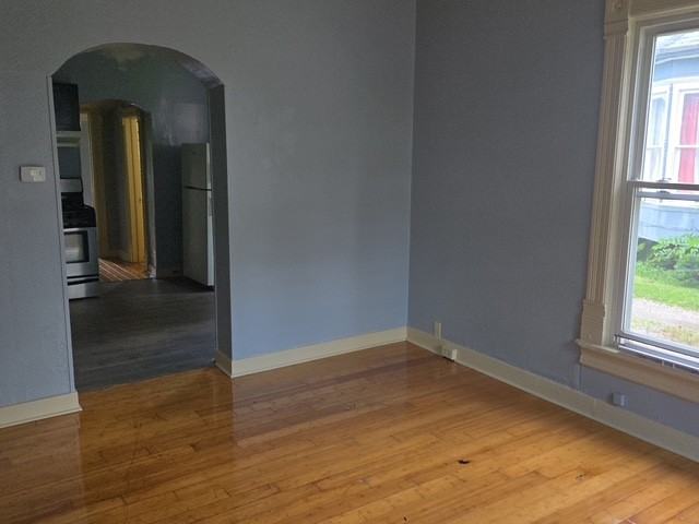 647 W Lexington Ave #A - Photo 2 of 9