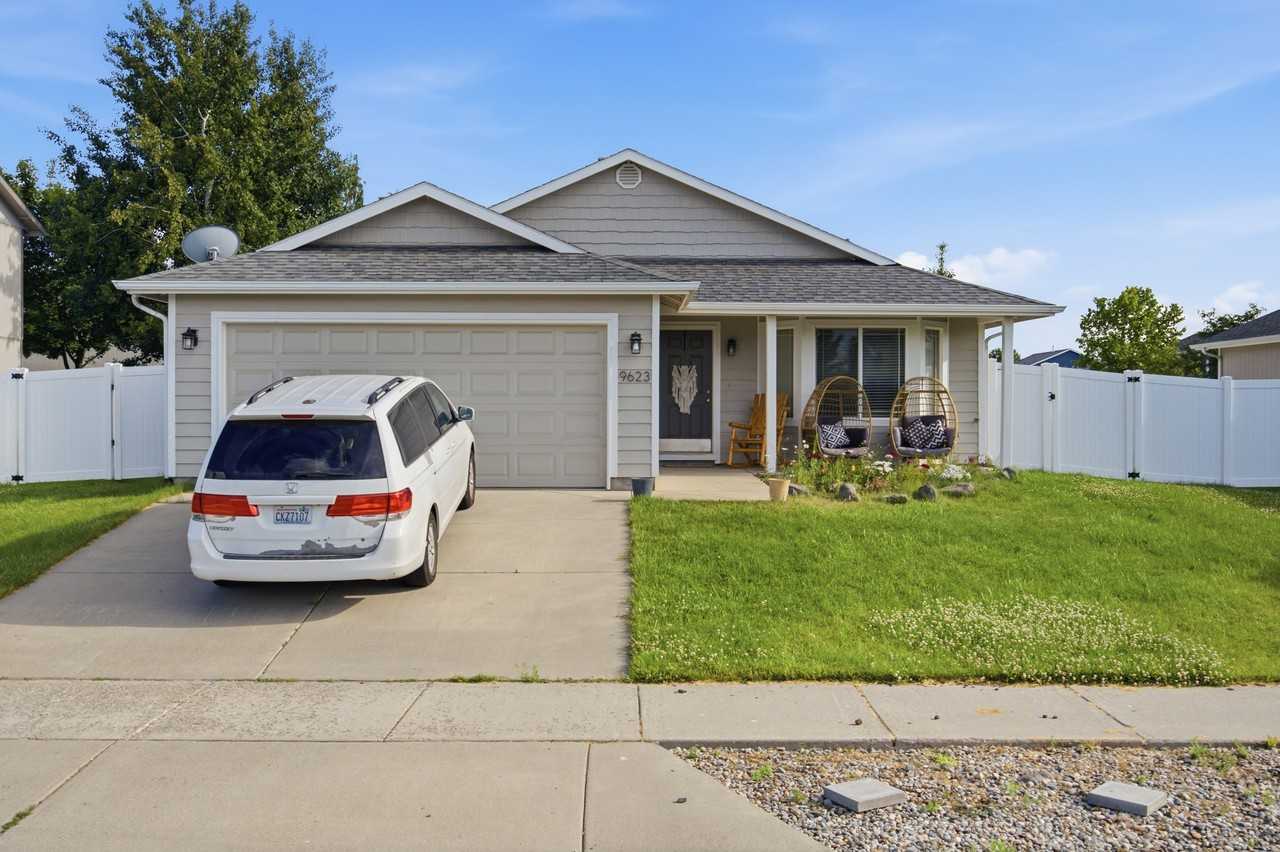 9623 Nick Ave #1 - Photo 4 of 5