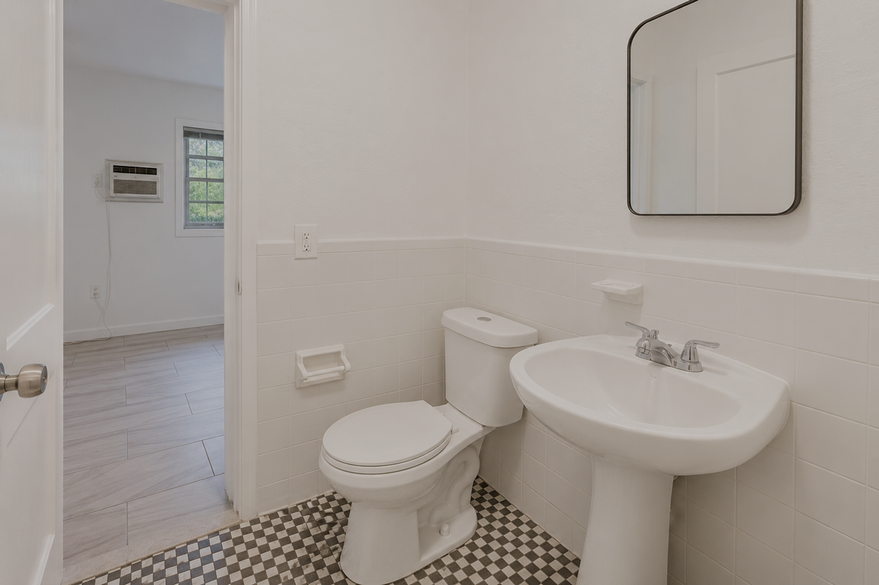 3631 Thomas Ave Miami, FL 33133 - Photo 7 of 7