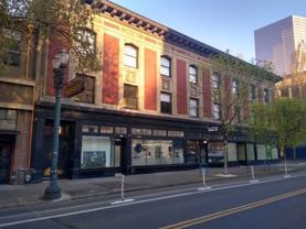 318 Nw Broadway - Photo 1 of 1