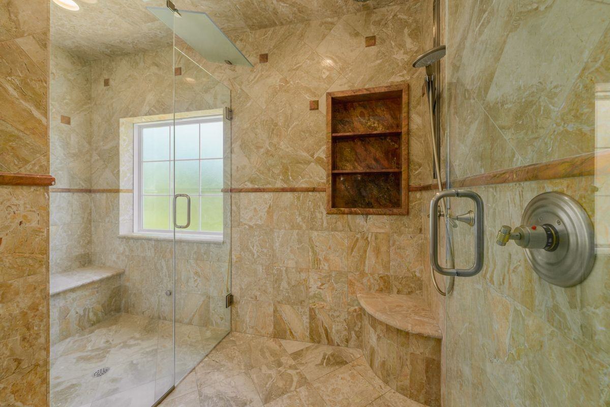 204 Foothill Rd - Photo 7 of 9