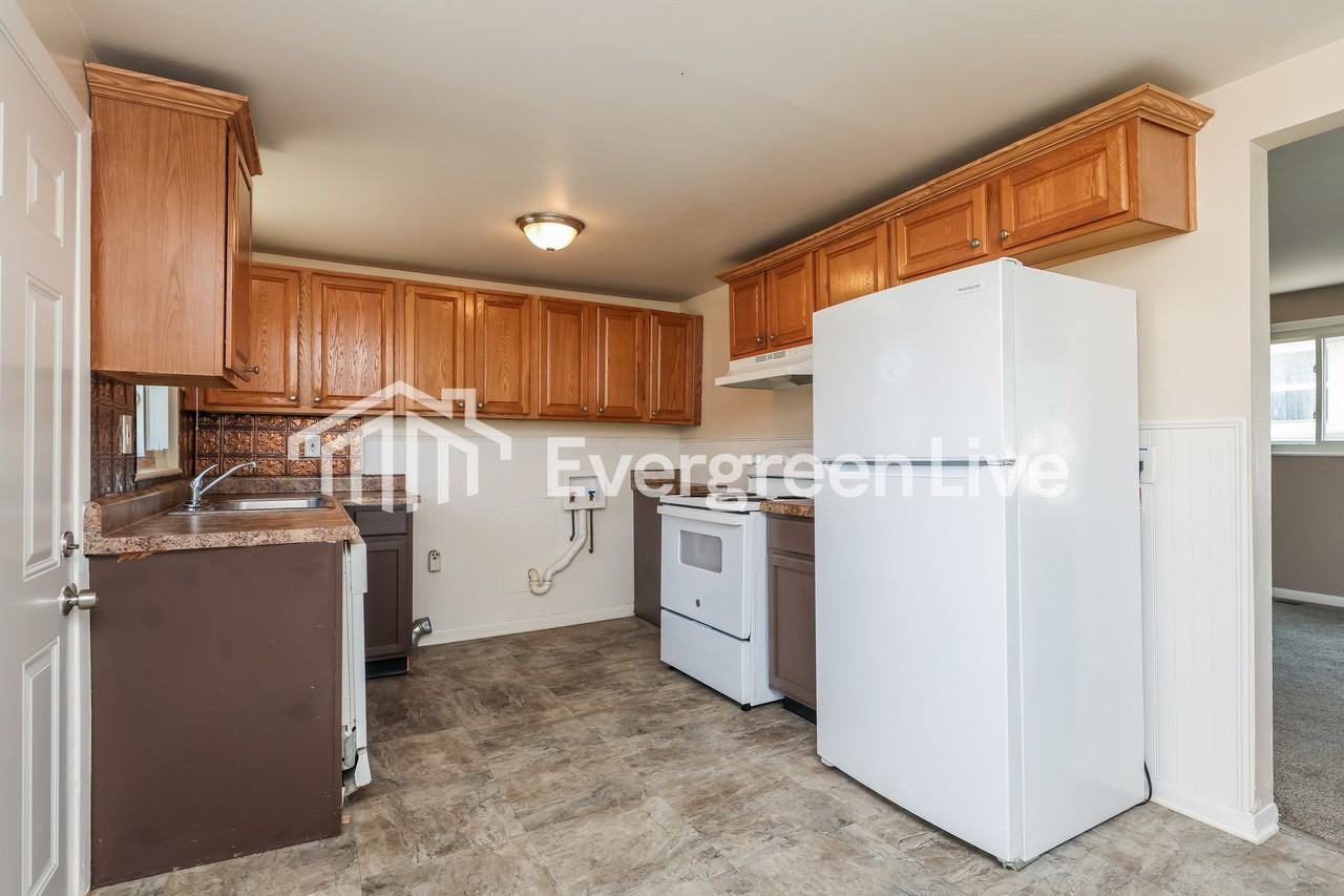 4014 Woodcliffe Ave - Photo 6 of 15