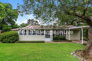 featured image of 1919 Williams Dr