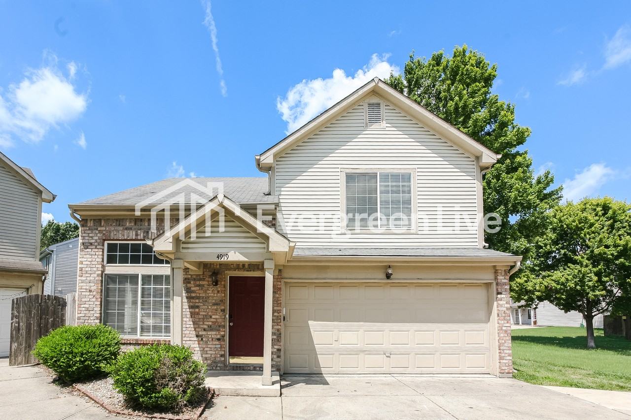 4919 Lewiston Dr